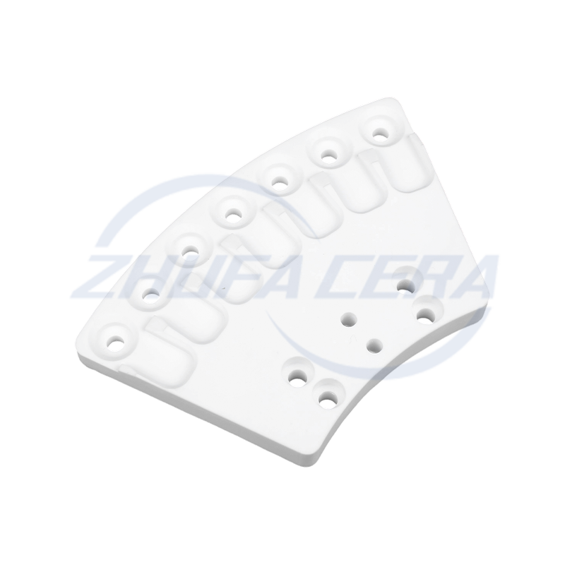 Páirteanna ceirmeacha lucht leanúna-chruthach alúmana